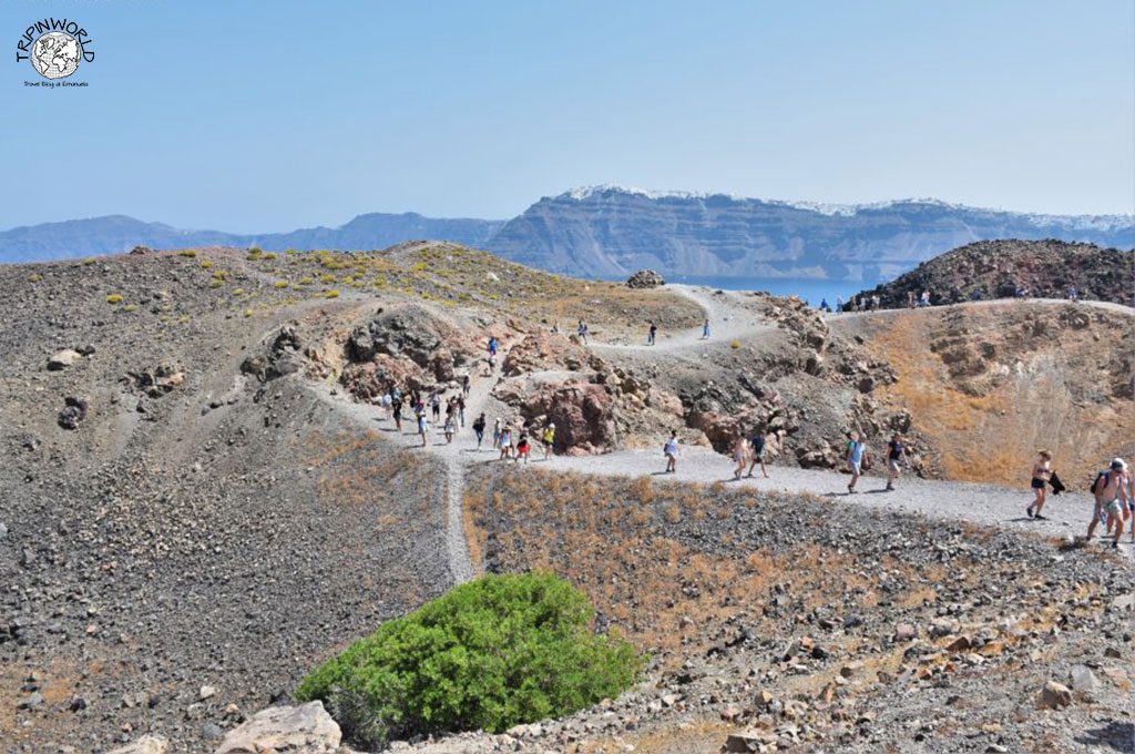 vulcano di santorini cratere