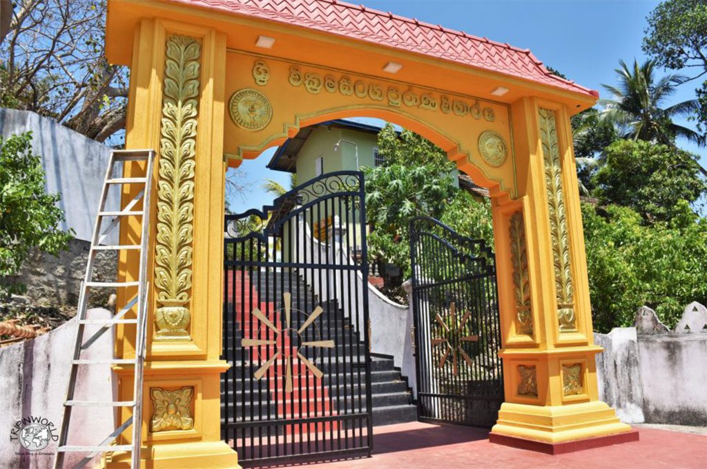 hikkaduwa sri lanka porta del tempio