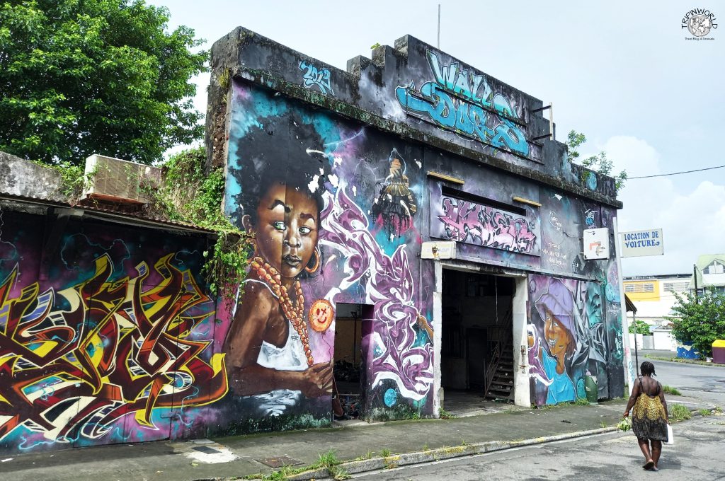 guadalupa caraibi murales della città