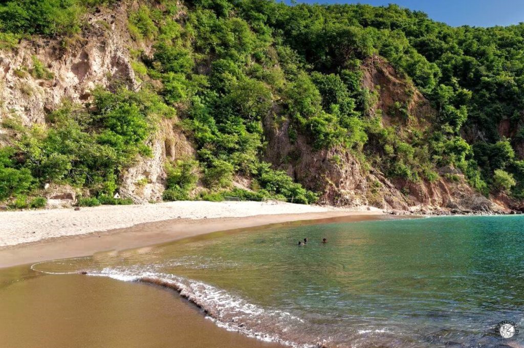 isole di guadalupa spiaggia terre de basse