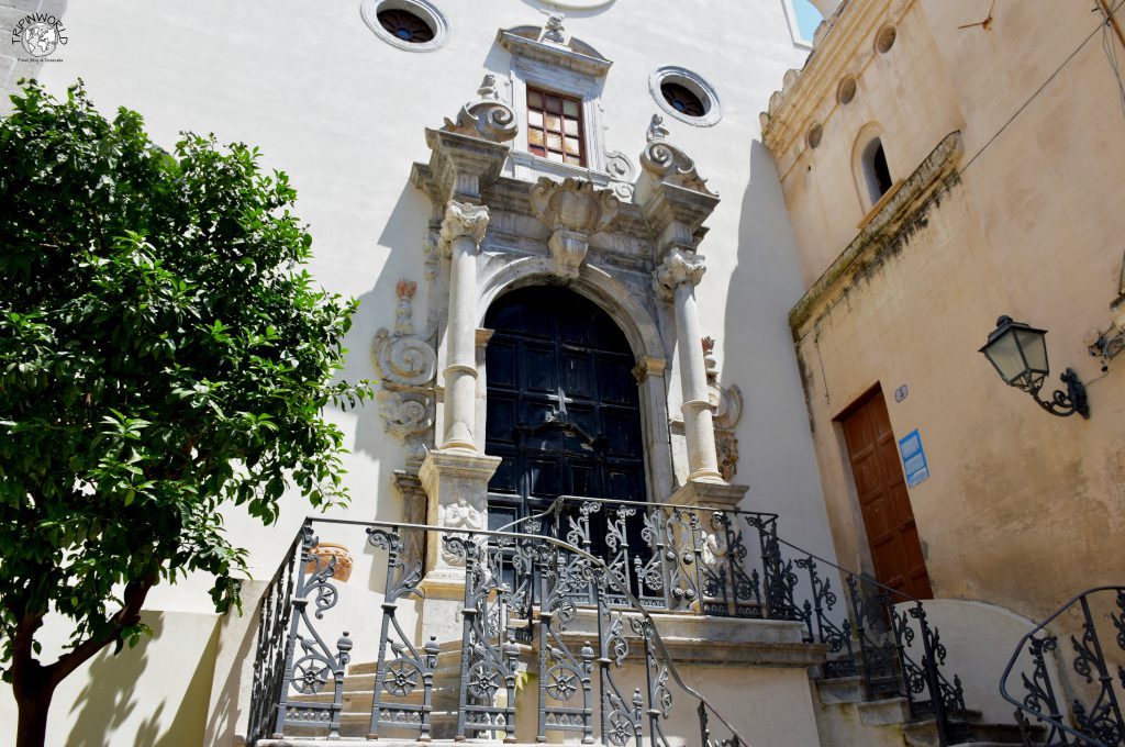 cefalù sicilia facciata chiesa santo stefano protomartire del purgatorio