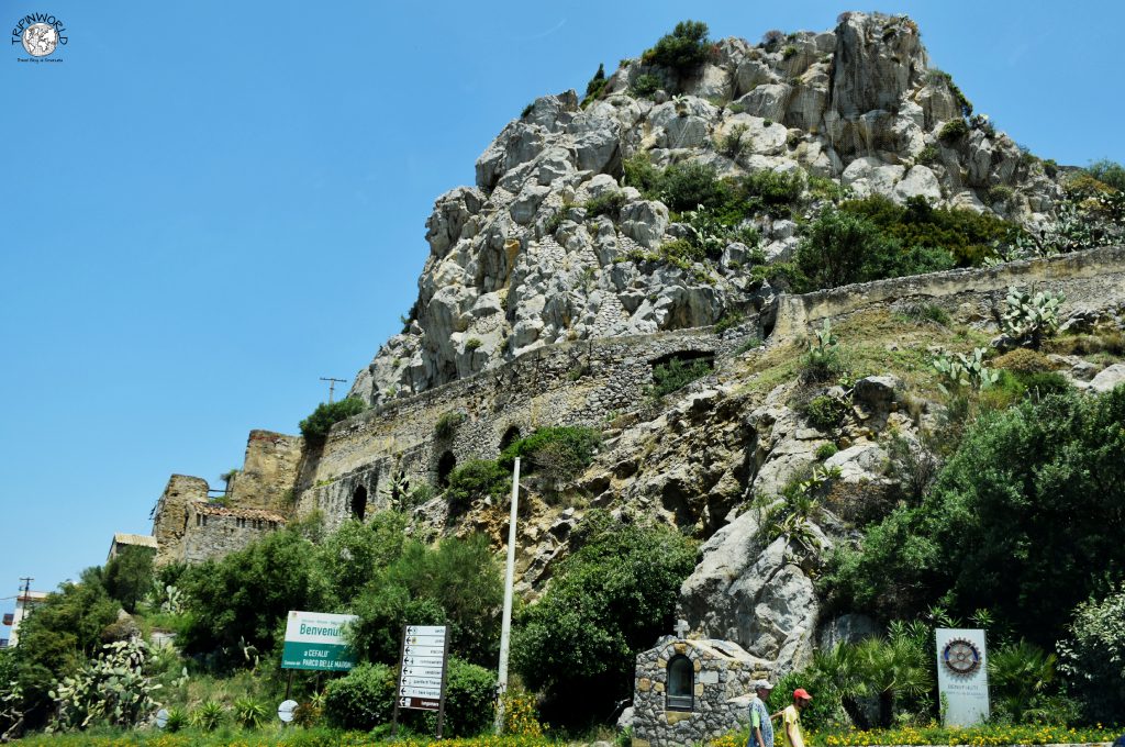 cefalù sicilia mura medievali