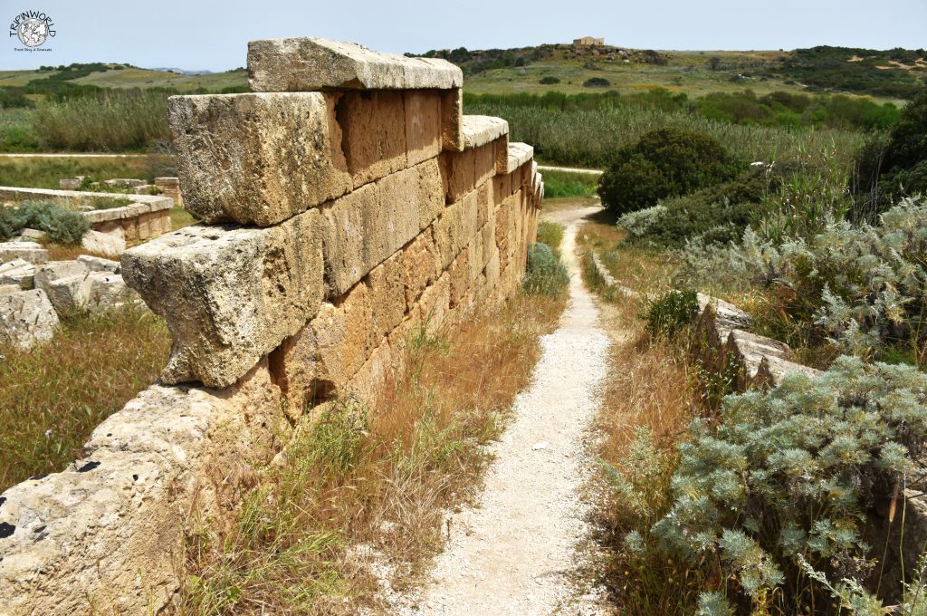 parco archeologico selinunte muro di cinta santuario