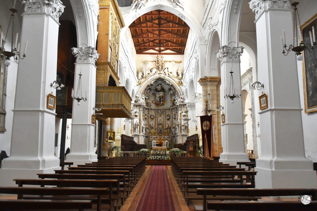 ciminna interno chiesa parrocchiale santa maria maddalena