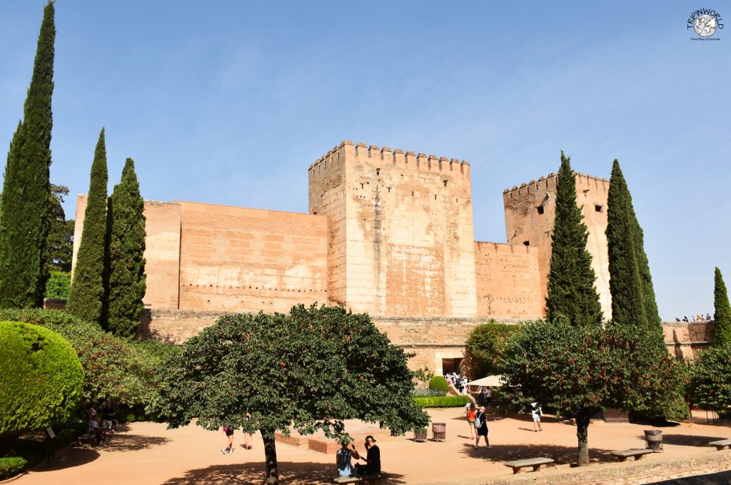 alhambra di granada alcazaba