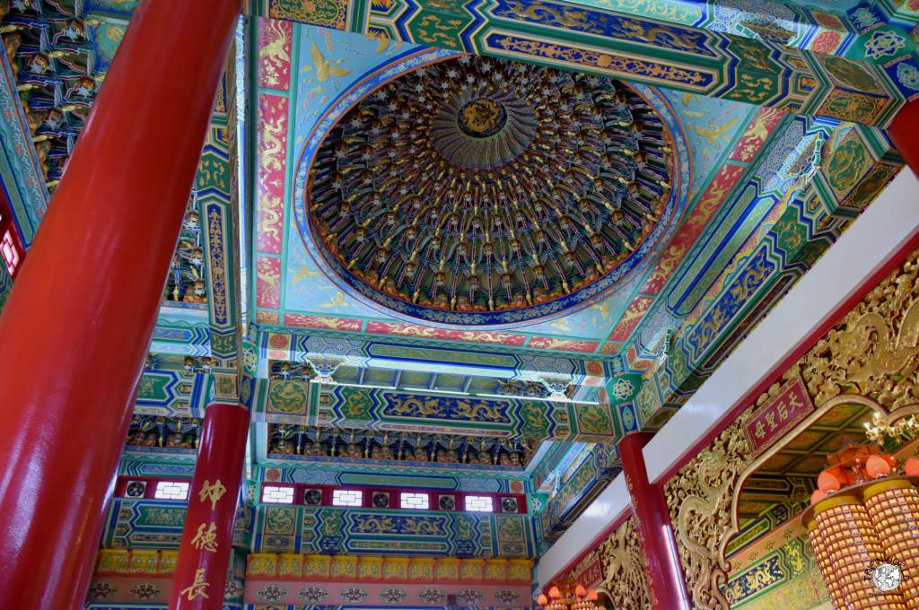 cosa vedere a kuala lumpur soffitto tempio thean hou 