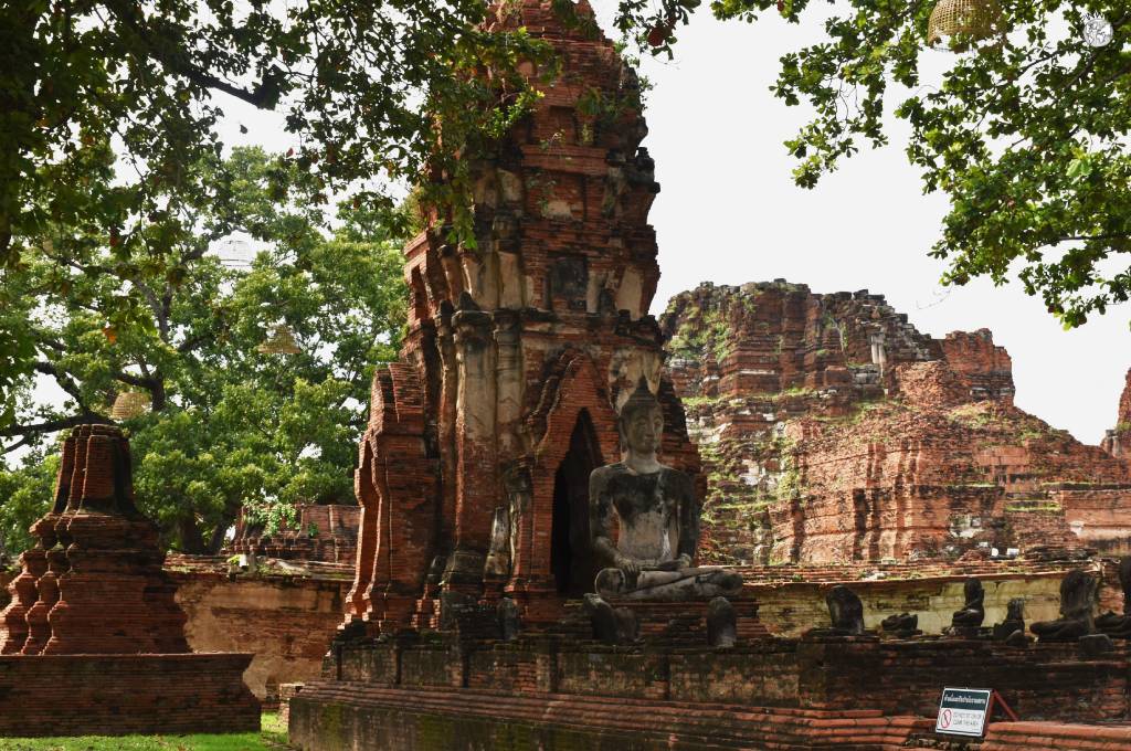 ayutthaya wat mahathat prang centrale