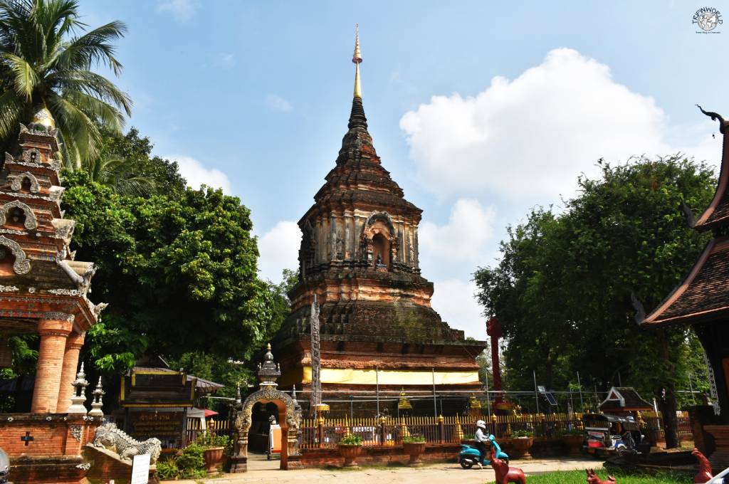 templi di chiang mai chedi wat lok moli 