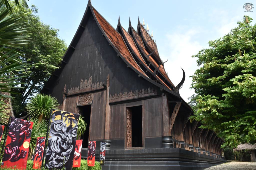 museo baan dam chiang rai