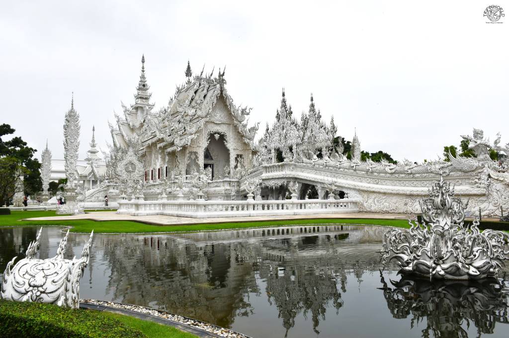 tempio bianco di chiang rai 