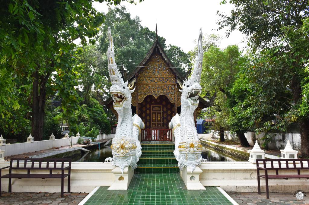 biblioteca wat chiang man templi di chiang mai