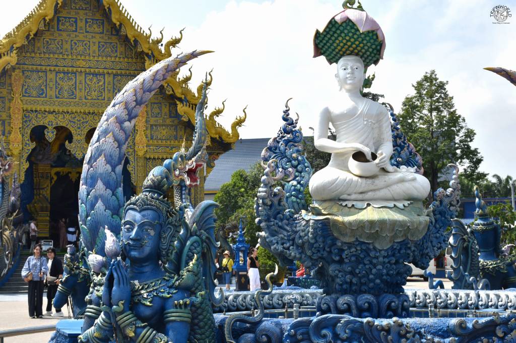 chiang rai phra upakut wat rong suea ten 