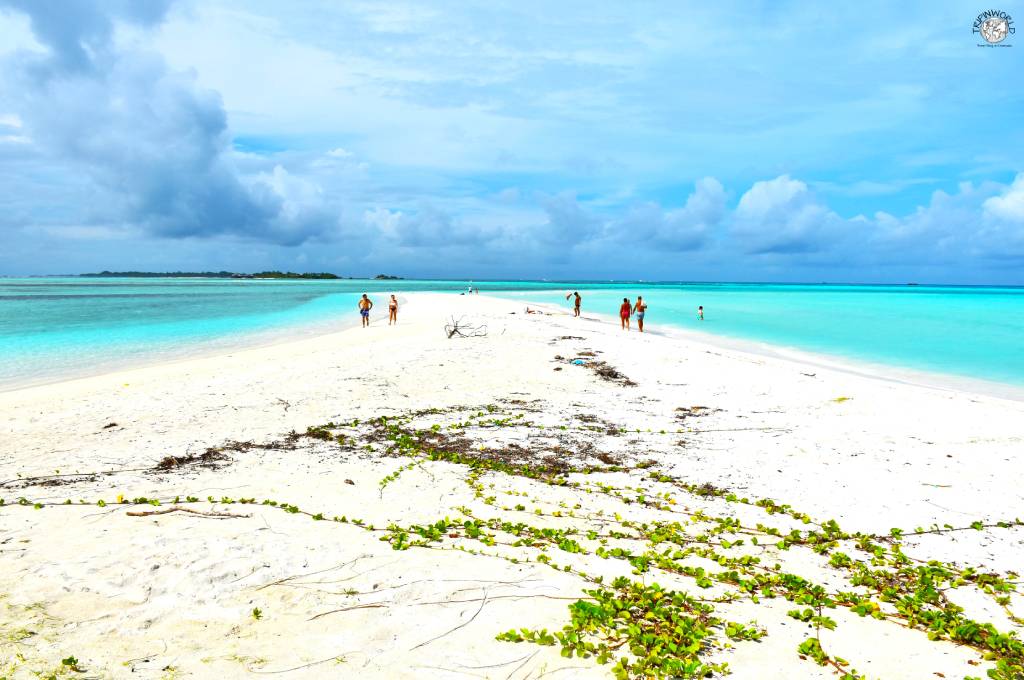 sunset beach thulusdhoo