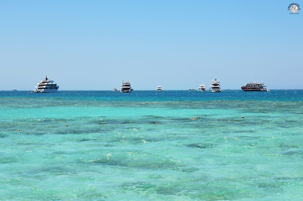 cielo sereno e mare a hurghada