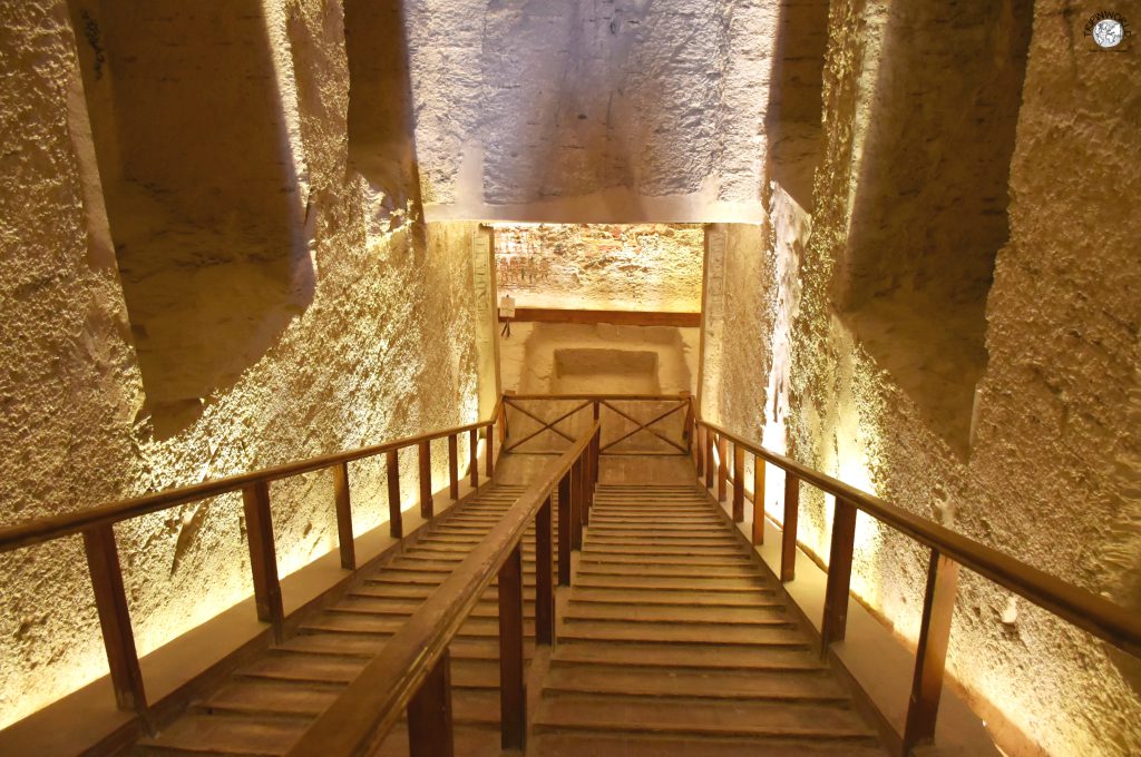 luxor parte incompiuta tomba di ramses IX 