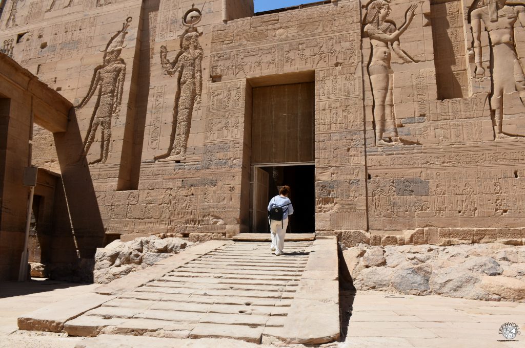 tempio di philae ingresso secondo pilone