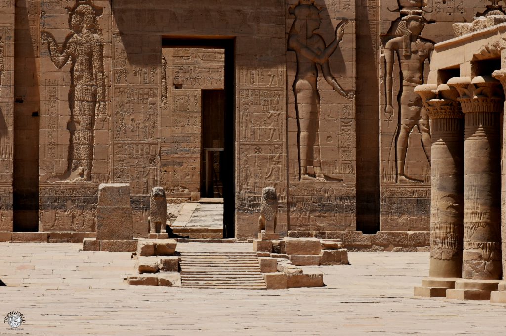 ingresso 1° pilone tempio di philae 