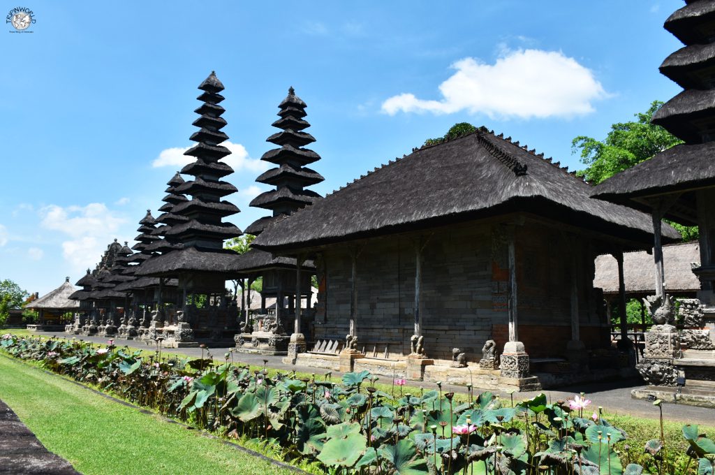 bali tempio taman ayun