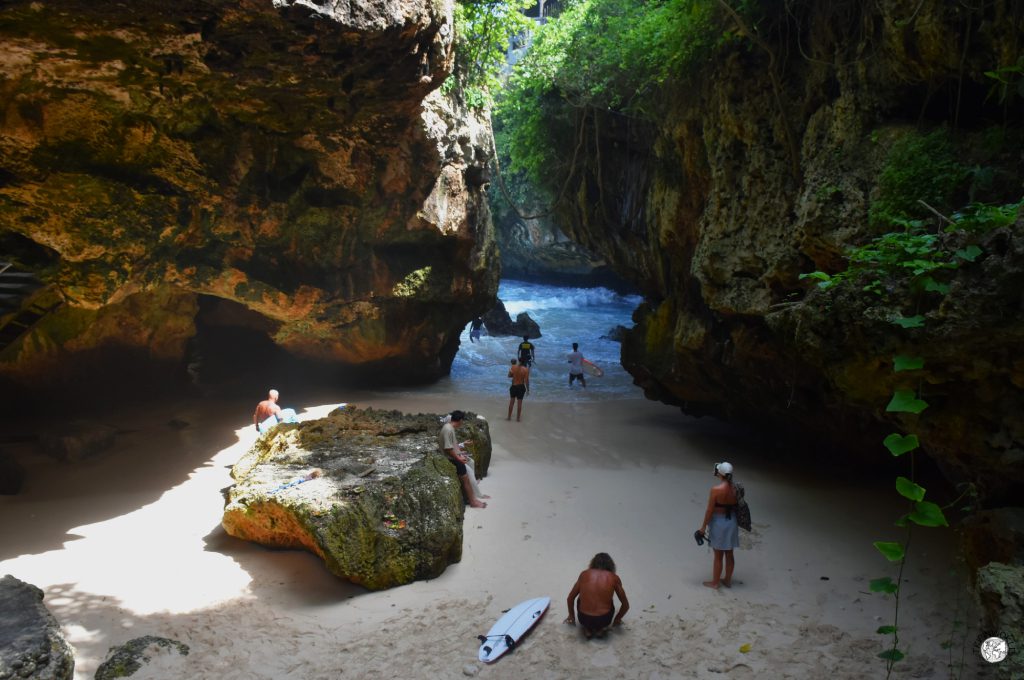 accesso alla spiaggia di suluban bali accesso alla spiaggia di suluban bali