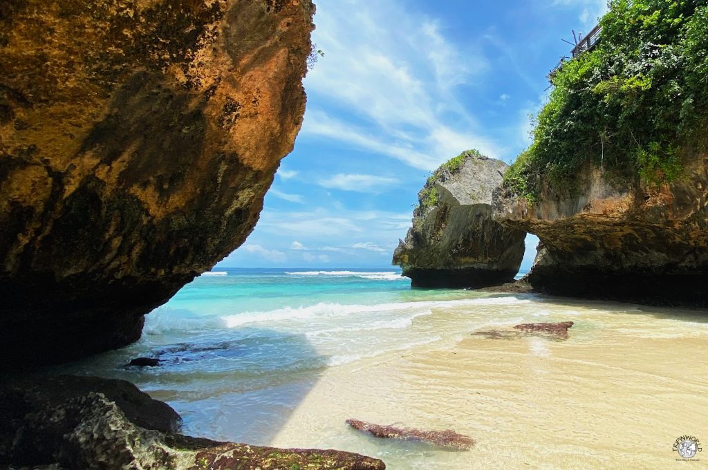 bali spiaggia di suluban bassa marea bali spiaggia di suluban bassa marea