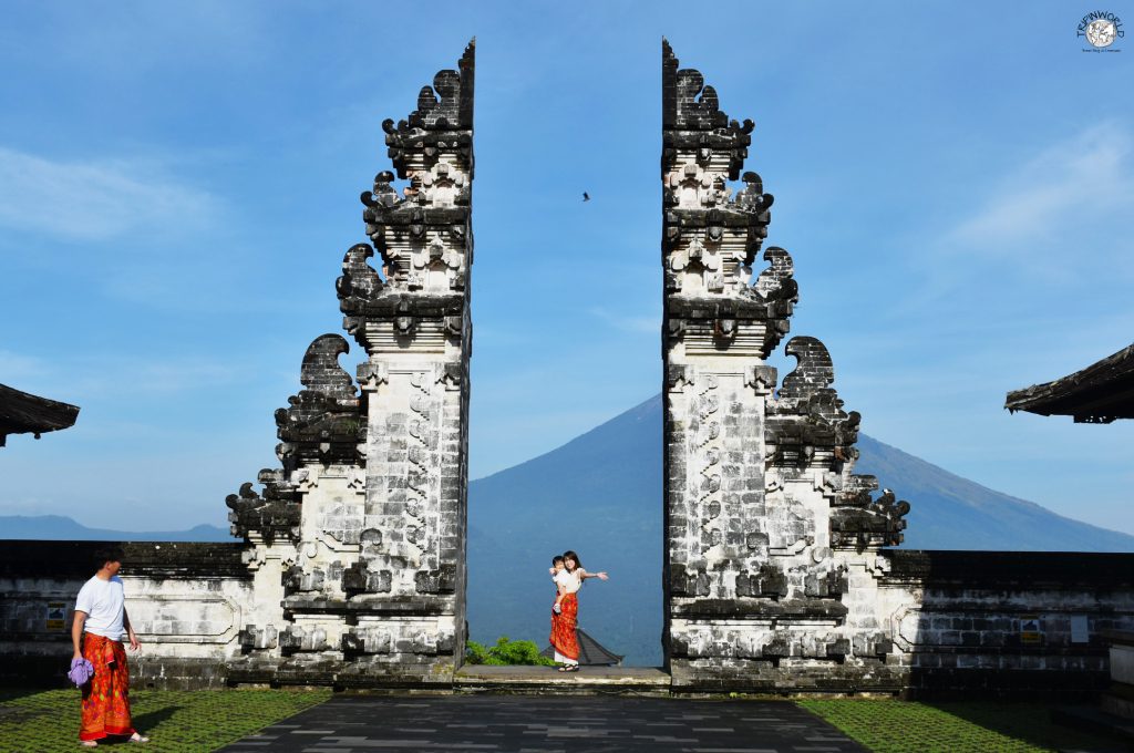 candi bentar pura penataran agung lempuyang candi bentar pura penataran agung lempuyang