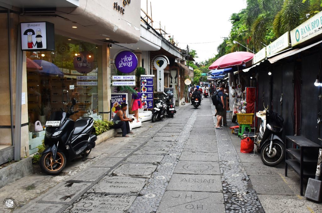 ubud pavimentazione delle strette vie ubud pavimentazione delle strette vie