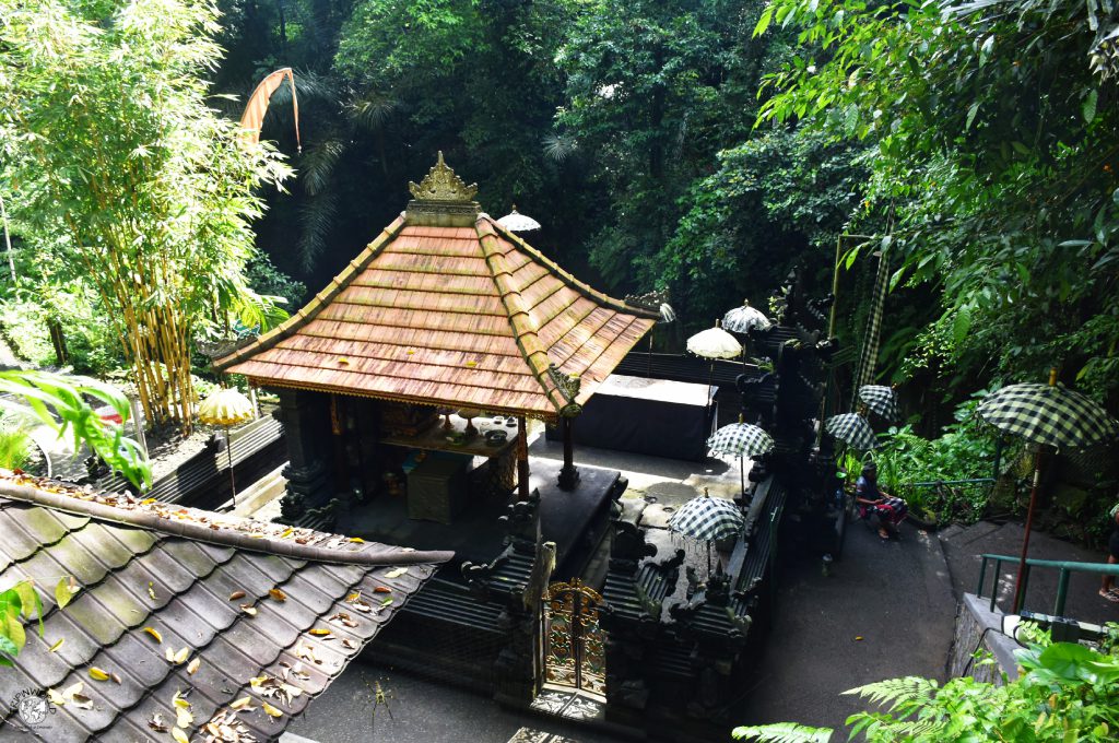 cascate di bali kanto lampo tempio cascate di bali kanto lampo tempio
