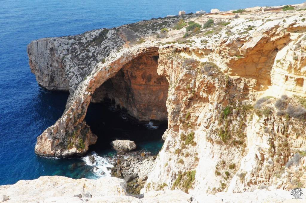 la grotta azzurra isola di malta