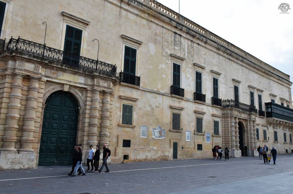 la valletta palazzo del gran maestro piazza san giorgio la valletta palazzo del gran maestro piazza san giorgio